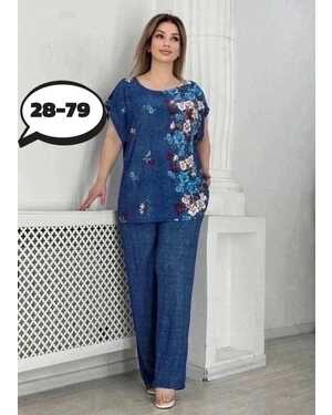 Женский костюм в размер ткань масло