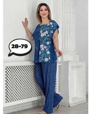 Женский костюм в размер ткань масло