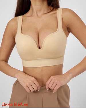 ЖЕНСКИЙ ТОПИК РАЗМЕР ЕДИНЫЙ 42-48