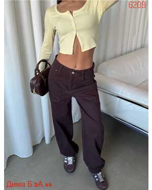 Женские джинсы