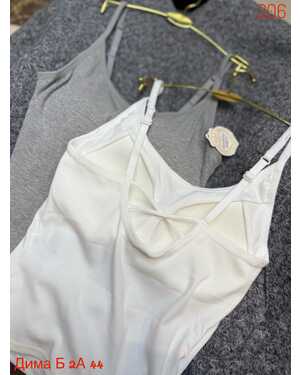 Женская майка размер единый 40-46 на поролоне