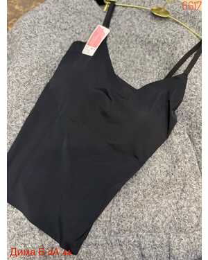 Женская майка размер единый 40-48 на поролоне