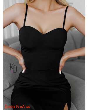 Женская майка на поролоне размер единый 40-46 фабричный китай