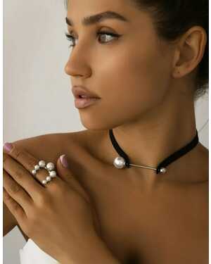 Чокер на шею с искусственным жемчугом