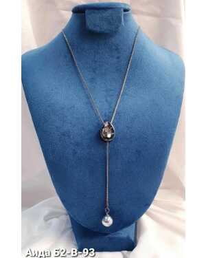 Стильное женское колье