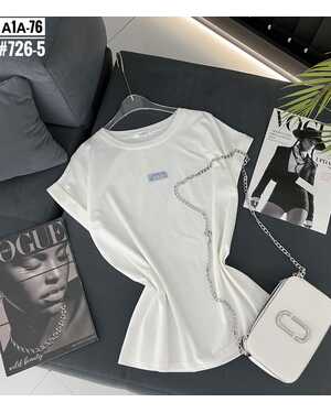 Женская футболка Фабричный китай Размеры единый 42/48