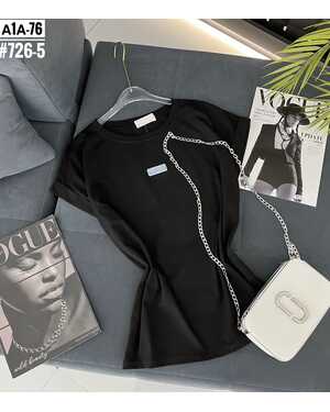 Женская футболка Фабричный китай Размеры единый 42/48