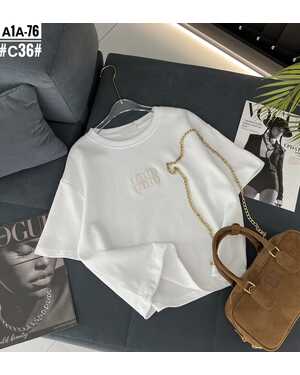 Женская футболка Фабричный китай Размеры единый 42-48