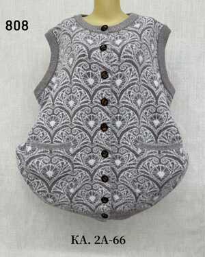 Женская Жилет, альпака Размеры ЕДИНЫЙ (62-70) Длина 80см Состав: 60% cotton, 10% viscose, 30% wool