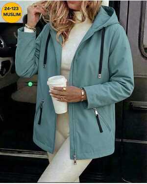 Женская ветровка на подкладе