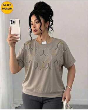 Женская футболка со стразами Фабричный Китай Размер Единый 48/58