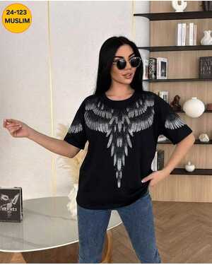 Женская футболка со стразами Ткань: Хлопок Фабричный Китай. Размер Единый 48-54