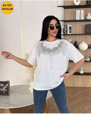 Женская футболка со стразами Ткань: Хлопок Фабричный Китай. Размер Единый 48-54