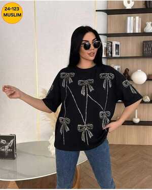 Женская футболка со стразами Ткань: Хлопок Фабричный Китай. Размер Единый 48-54