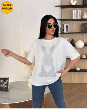 Женская футболка со стразами Ткань: Хлопок Фабричный Китай. Размер Единый 48-54