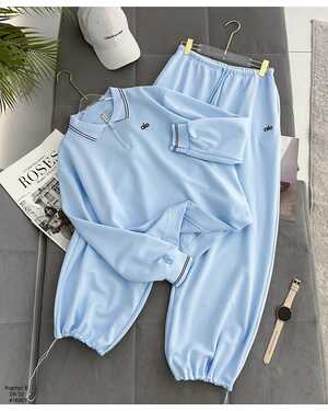 ЖЕНСКИЙ КОСТЮМ ФАБРИЧНОЕ КАЧЕСТВО