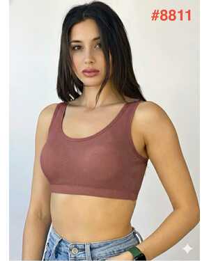 Топик с поролоны, качество люкс Состав: Хлопок, эластан Размеры ЕДИНЫЙ (40-46)