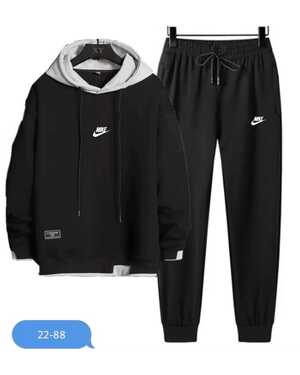 Мужской костюм