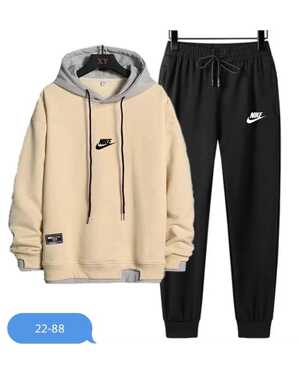 Мужской костюм