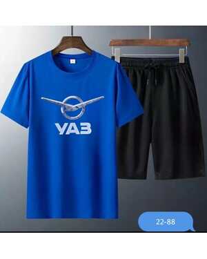 Мужской костюм