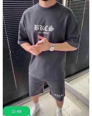 Мужской костюм