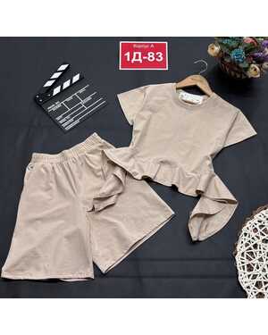 КОСТЮМ НА ДЕВОЧКУ В РАЗМЕР