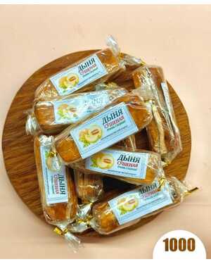 Насыщенная витаминами и минералами дыня 300 грамм