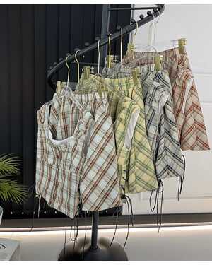 ЖЕНСКИЙ КОСТЮМ ФАБРИЧНОЕ КАЧЕСТВО