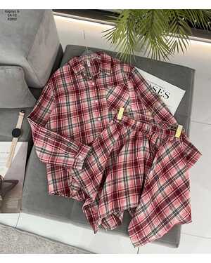 ЖЕНСКИЙ КОСТЮМ ФАБРИЧНОЕ КАЧЕСТВО