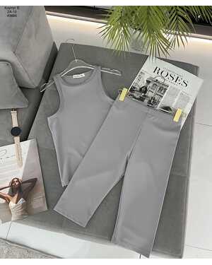 ЖЕНСКИЙ КОСТЮМ ФАБРИЧНОЕ КАЧЕСТВО