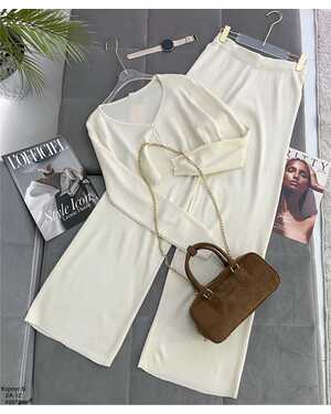 ЖЕНСКИЙ КОСТЮМ ФАБРИЧНОЕ КАЧЕСТВО