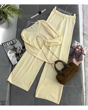 ЖЕНСКИЙ КОСТЮМ ФАБРИЧНОЕ КАЧЕСТВО