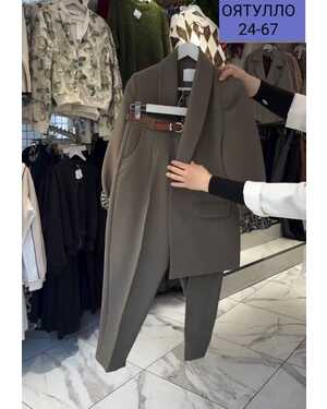 ЖЕНСКИЙ КОСТЮМ Размеры: S (44-46) M (48-50) L (52-54) Ткань: Барби (пиджак с подкладкой)