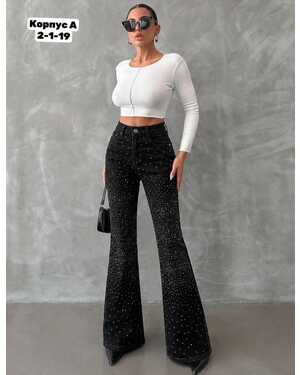 ЖЕНСКИЕ ДЖИНСЫ СО СТРАЗАМИ