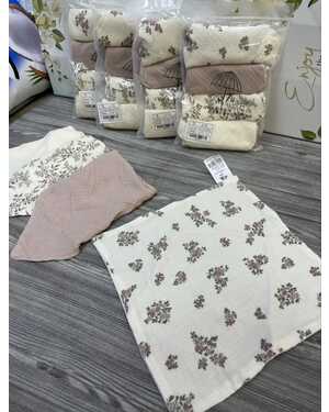 Салфетка муслиновая. Состав: 100% хлопок. Размер: 25*25 см за 4 штуки.
