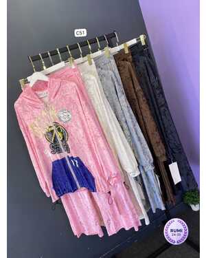 Женский костюм Размер единый: 48/56 Материал: Велюр