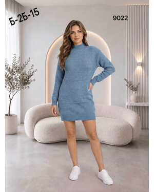 Женская туника Длина:80 см Фабрика: Китай Ткань велюр Состав: 70% cotton, 25% polyester, 5% spandex Единый размер 42/48