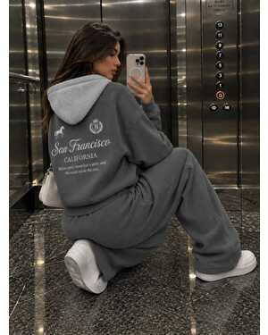 Женский костюм Материал : трехнитка с начёсом Размеры : S (42-44) M(46-48) L (50-52) Фабричный Китай